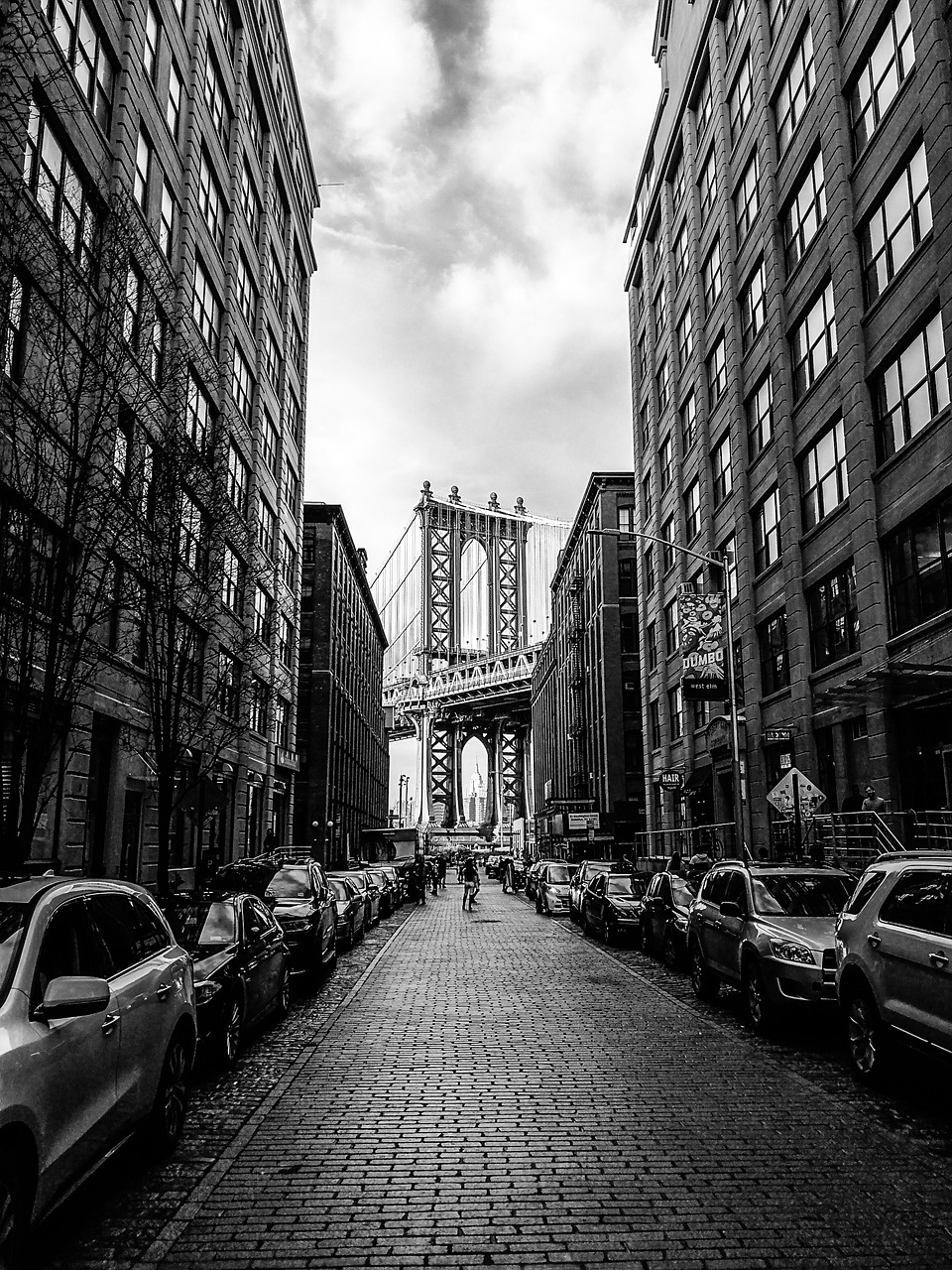 🏙️ 7 Smart Tips for Moving into a First Apartment (From a Brooklyn Move-In!)